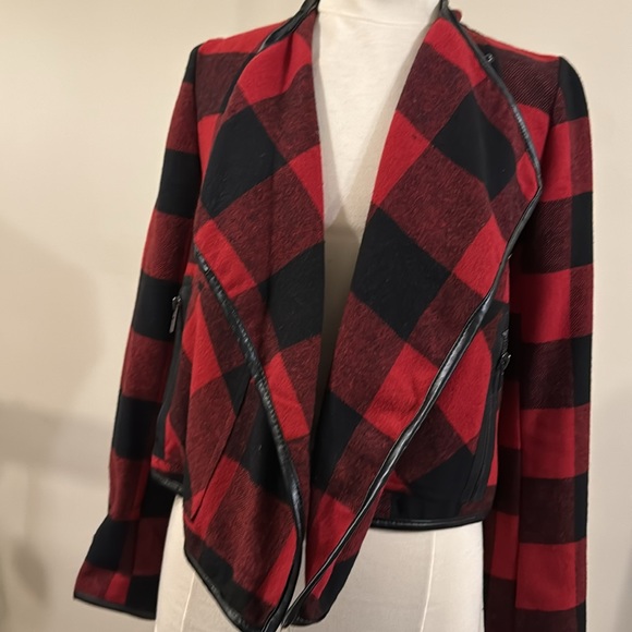 Dex red black jacket - Picture 2 of 5